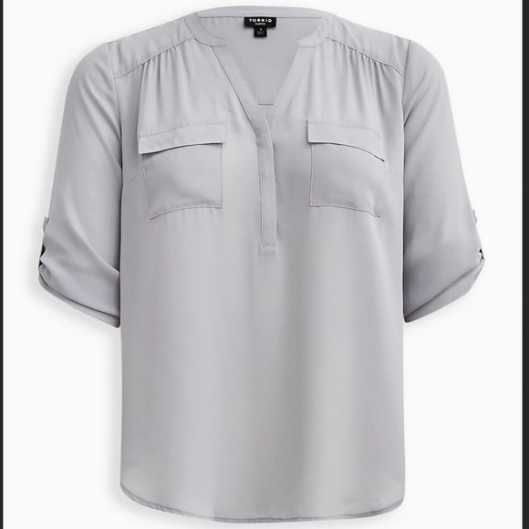 TORRID Harper blouse, light gray, georgette fabric, Plus size 3X(22-24) - Picture 1 of 3